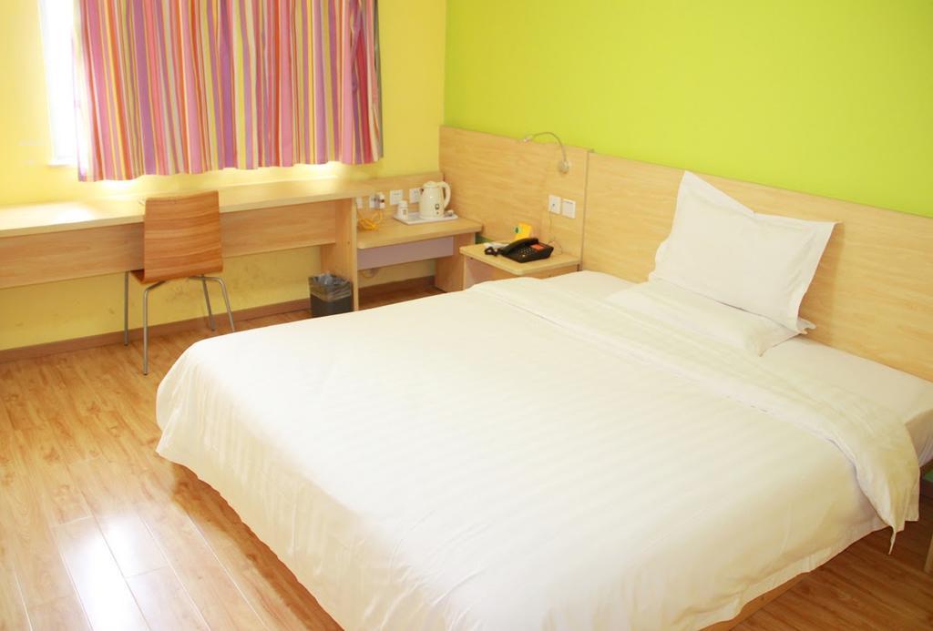 7Days Inn Tianjin Zhongshan Road Номер фото